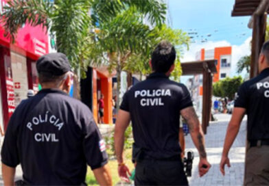 Polícia Civil realiza operação em lojas de celulares no centro de Campo Formoso