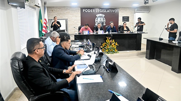 Poder Executivo apresenta Prestação de Contas do 3º Quadrimestre de 2025 na Câmara de Campo Formoso Poder Executivo apresenta Prestação de Contas do 3º Quadrimestre de 2025 na Câmara de Campo Formoso