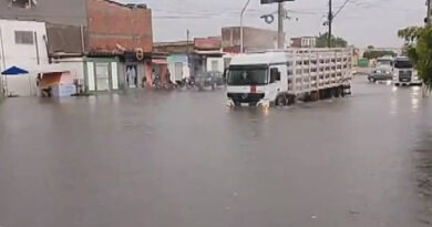 Inmet prorroga prazo dos alertas de chuvas para as 417 cidades da Bahia; 95 estão em ‘grande perigo’ Inmet prorroga prazo dos alertas de chuvas para as 417 cidades da Bahia; 95 estão em ‘grande perigo’