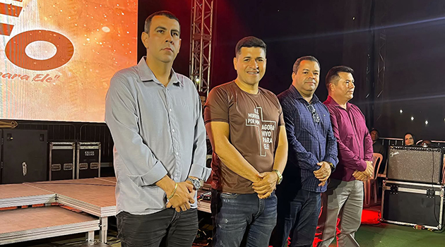 Deputado Júnior Nascimento marca presença mais um ano no evento “Lage para Cristo” em Lage dos Negros Deputado Júnior Nascimento marca presença mais um ano no evento “Lage para Cristo” em Lage dos Negros