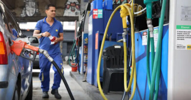 Governo fixa subvenção à gasolina em R$ 0,44 por litro