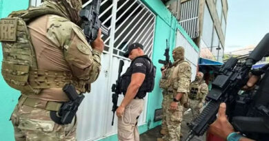 Mais de 20 pessoas são presas durante operação contra facções criminosas que atuam de dentro do sistema prisional na BA