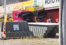 Acidente com carreta na BR-407 assusta moradores em Senhor do Bonfim